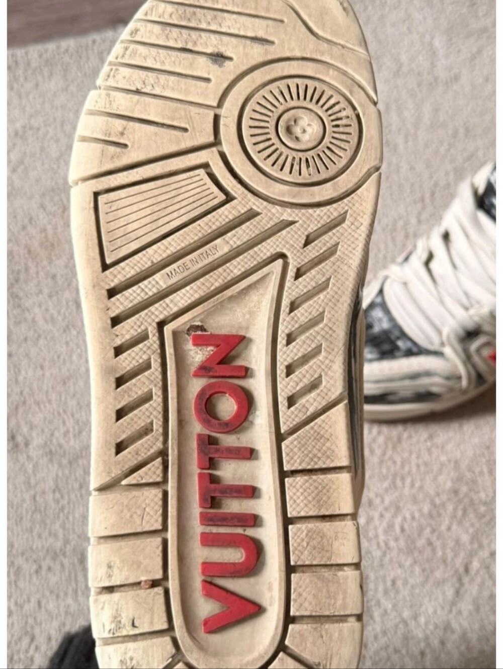 Louis Vuitton LV 'Colored In' White Trainer Men's Sneaker Size 6.5 LV/8 US - Picture 12 of 14